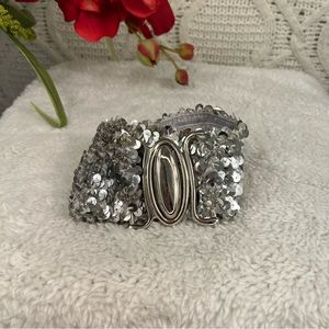 VTG AMICI ACCESSORIES  | Silver Y2K Elastic Sequin Clasp Belt